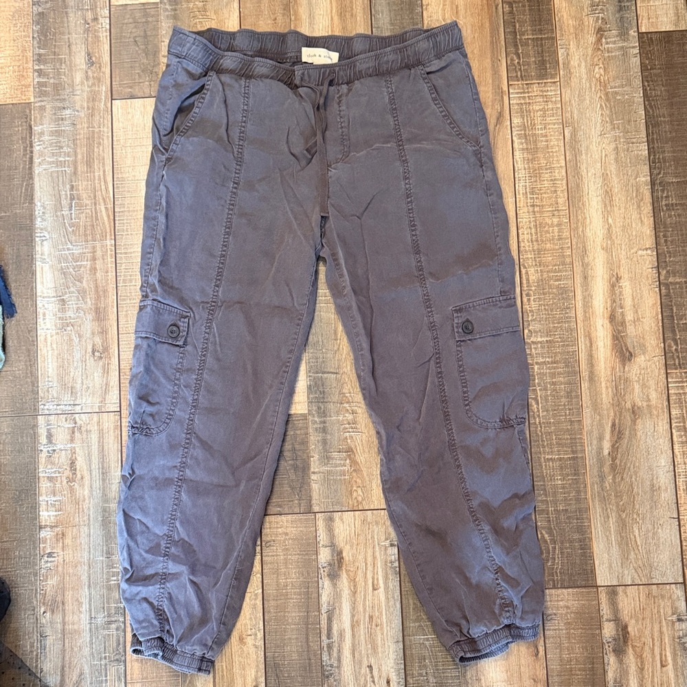 Cloth & Stone Charcoal Cargo Pants